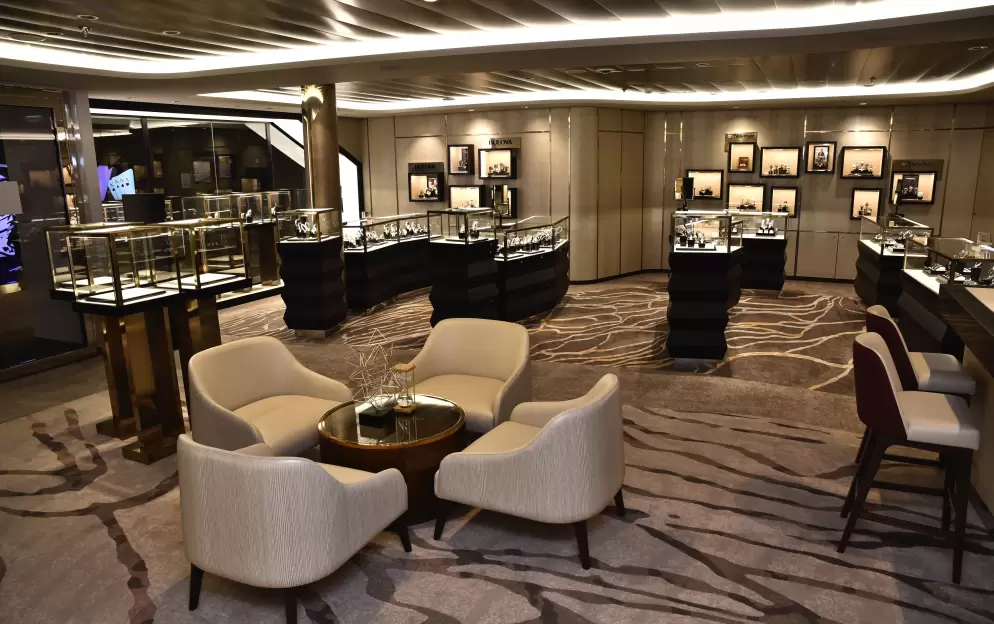 Celebrity Cruises, Celebrity Apex, Shops 4 ©CEL.jpg